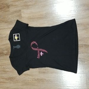 (XXL) NWT Wrangler Breast Cancer V-neck t-shirt pink ribbon bling